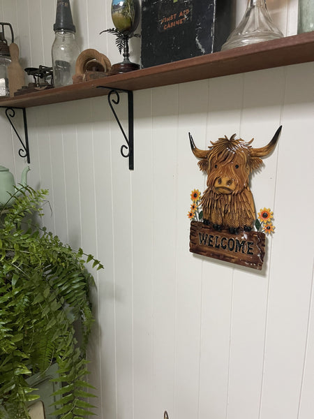 Highland Cow with Welcome